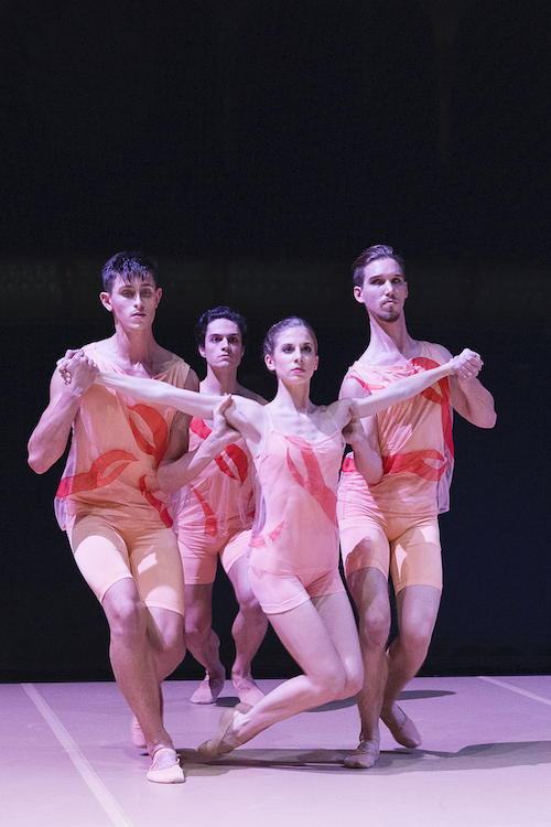 Astrid Julen and three dancers in Der Liebe Schlaf.